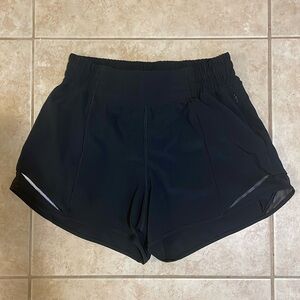 Lululemon Hottie Hot shorts